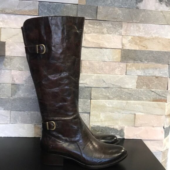 Born Gibb Knee High Riding Boot - Picture 8 of 11